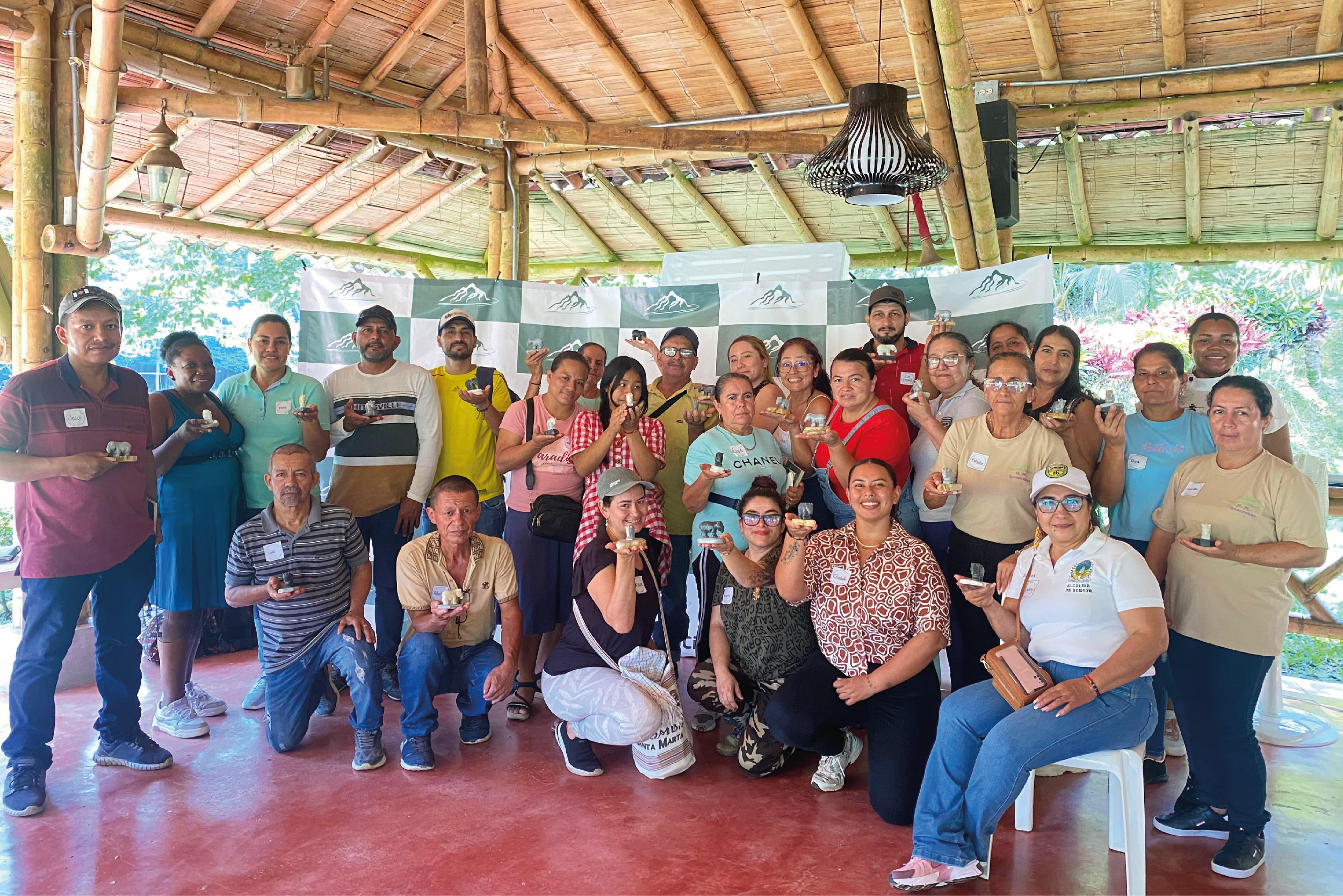 Diálogo Generativo en el Corregimiento de La Danta: Un Encuentro multiactor para Transformar Comunidades