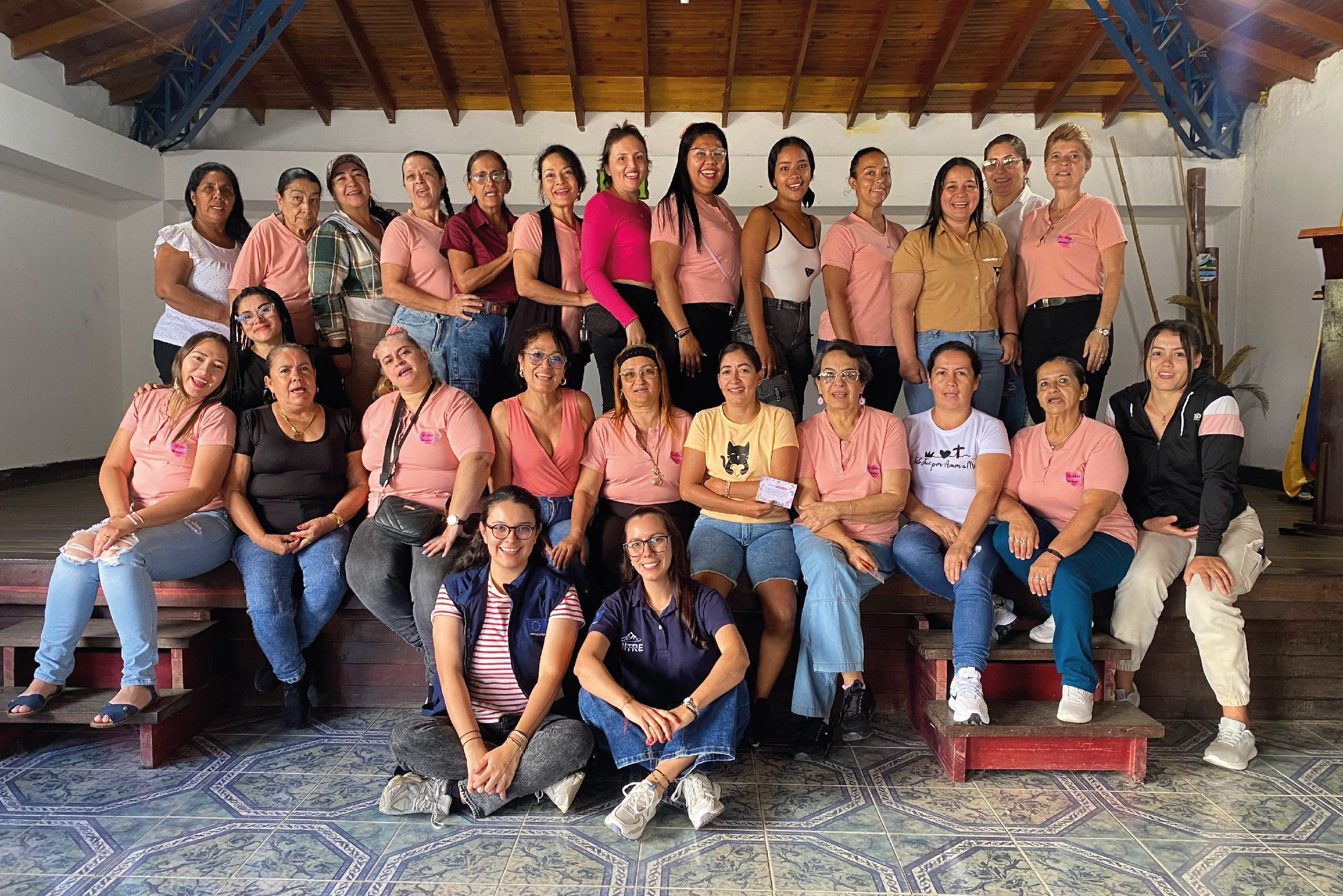 Mujeres emprendedoras del Magdalena Medio Sonsoneño fortalecen sus procesos organizativos en un intercambio de saberes territorial