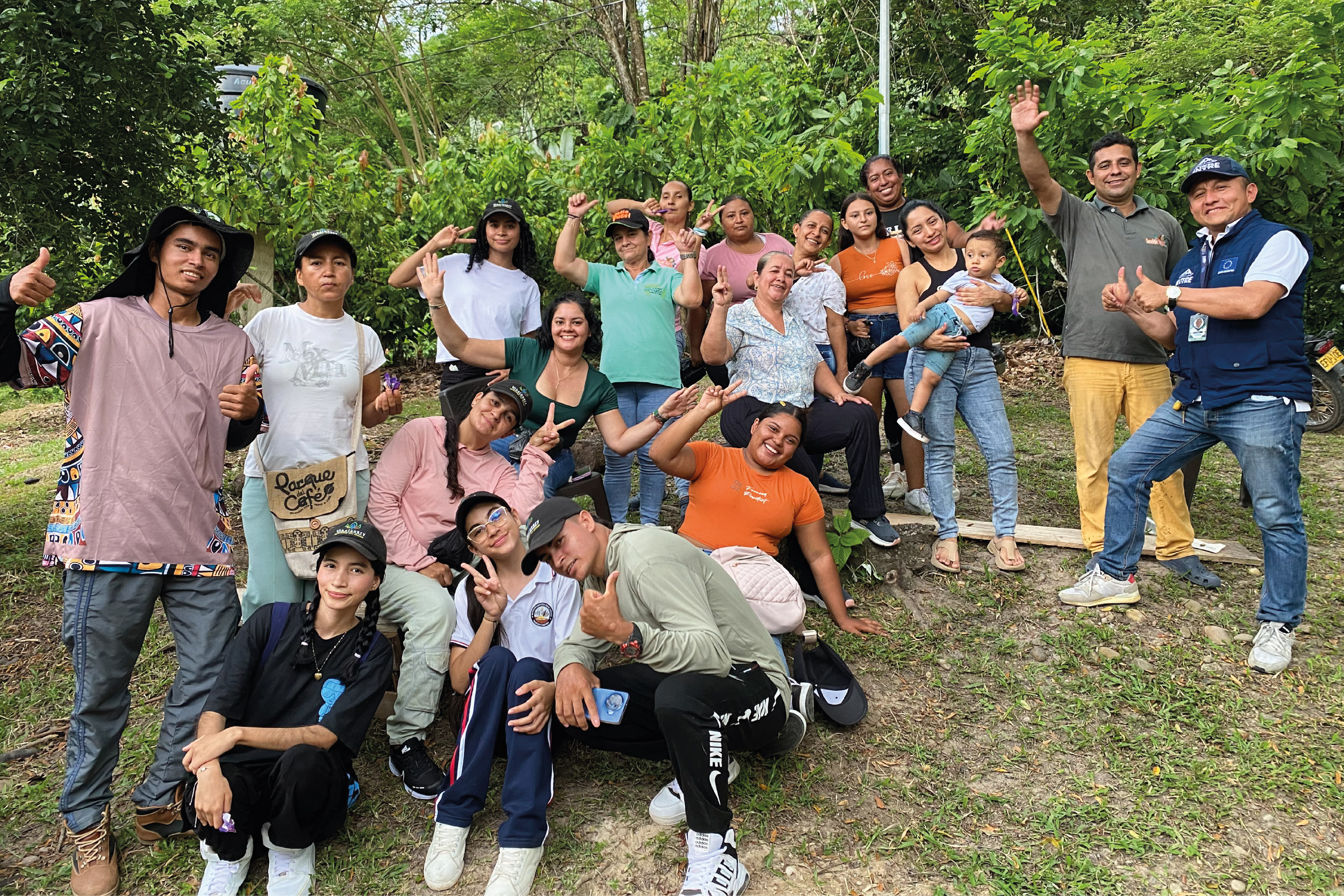 Organizaciones productivas y emprendedores de Puerto Triunfo fortalecen sus conocimientos financieros en jornada formativa